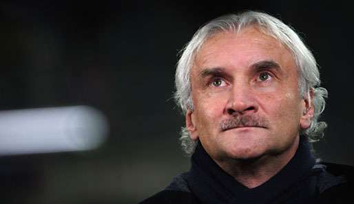 Rudi Völler ist mit der Leistung seiner Bayer-Stars unzufrieden
