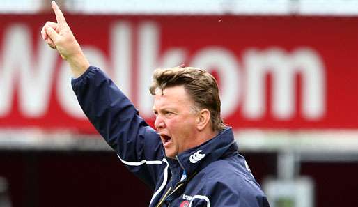 Louis van Gaal braucht noch die Freigabe des niederländischen Meisters AZ Alkmaar