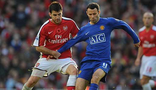 Für United-Rekordspieler Ryan Giggs (r.) wäre es bereits der 11. Meistertitel