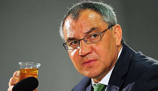Felix Magath will Manuel Neuer nicht an seinen ehemaligen Arbeitgeber verlieren