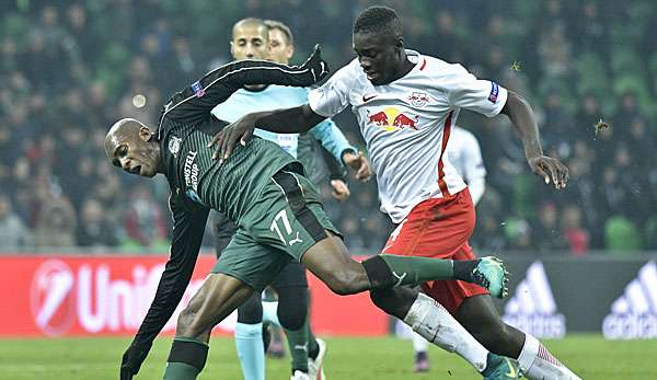 Dayot Upamecano zieht bereits die Augen des FC Barcelona auf sich