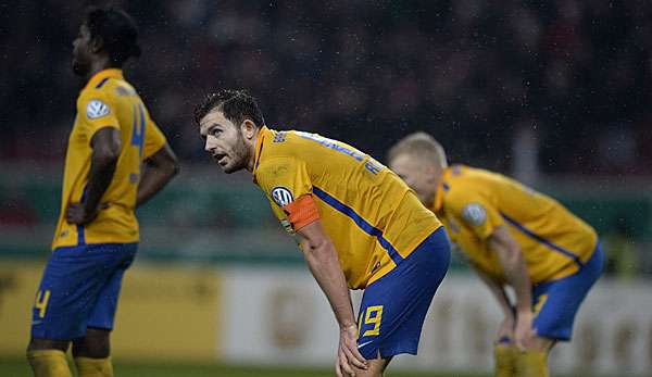 Ken Reichel und Eintracht Braunschweig fanden kein Mittel gegen die Defensive des Karlsruher SC