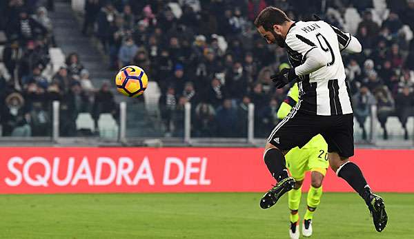 Gonzalo Higuain erzielte gegen Bologna einen Doppelpack