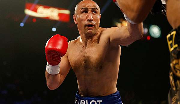 Arthur Abraham will dem Papst ein Geschenk überreichen