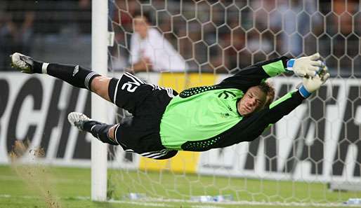 DFB-Keeper Manuel Neuer gibt als Ziel klar den Titel aus