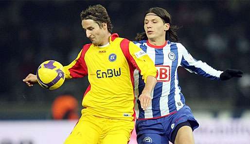 Wechselt vom Karlsruher SC in die Schweiz - Martin Stoll (l.)