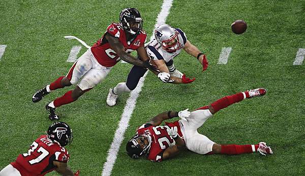 Julian Edelman sorgte mit diesem Catch für das irrste Play im Super Bowl