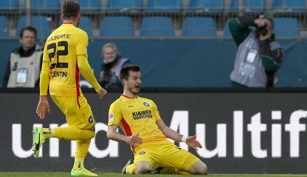 Stefan Mugosa brachte den KSC gegen Hannover in Führung