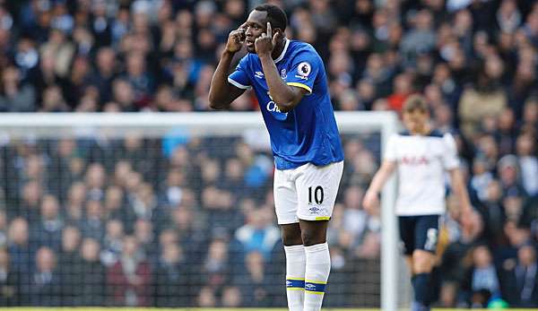 Romelu Lukaku führt die Torschützenliste in England an