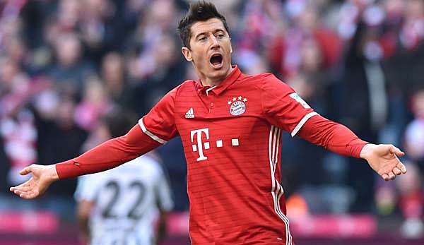 Robert Lewandowski musste zwei tage vor dem Duell gegen den BVB das Training abbrechen