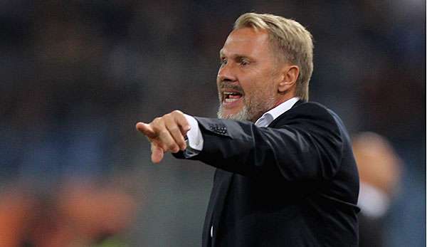 Thorsten Fink ist an der Seitenlinie ein gefragter Mann