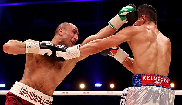 Arthur Abraham (l.) hat sich gegen Robin Krasniqi durchgesetzt