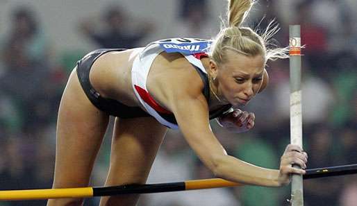 Lisa Ryzih holte mit übersprungenen 4,50m Gold im Stabhochsprung