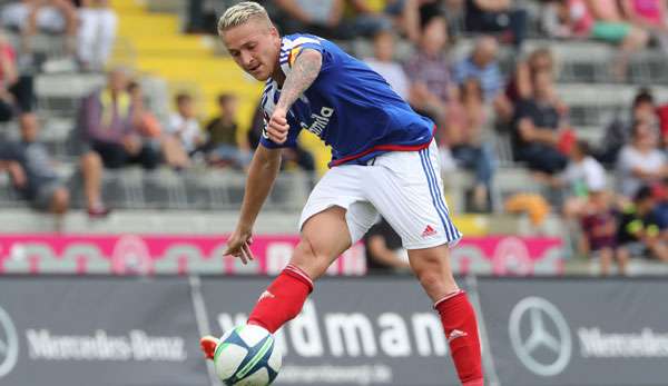 Manuel Janzer bleibt bis 2018 bei Holstein Kiel