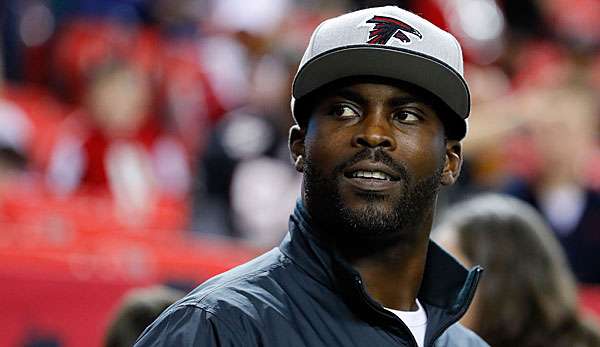 Michael Vick gibt der neu gegründeten Flag Football League direkt einen eigenen Charme