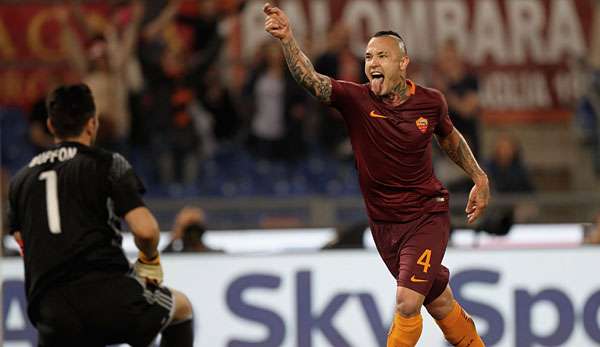 Radja Nainggolan soll seinen neuen Vertrag bei der Roma bereits unterschrieben haben