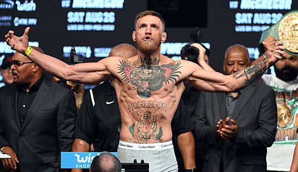 Conor McGregor kämpft gegen Floyd Mayweather