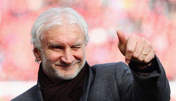 Rudi Völler spricht sich für eine Verkürzung der Transferperiode aus