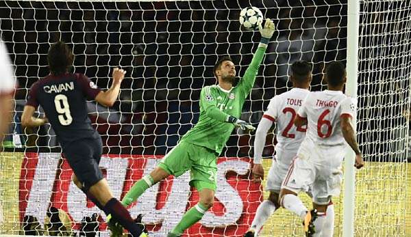 Sven Ulreich ist mit seiner Leistung gegen PSG nicht unzufrieden