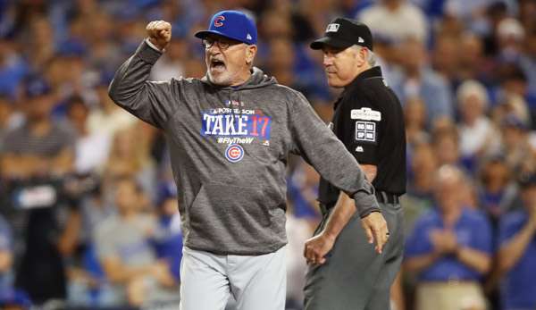 Cubs-Manager Joe Maddon war nach einem engen Spielzug an der Home Plate fuchsteufelswild