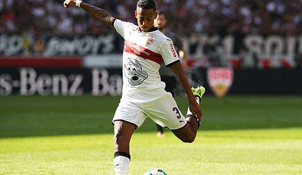 Dennis Aogo steht dem VfB Stuttgart beim Spiel in Kaiserslautern nicht zur Verfügung 