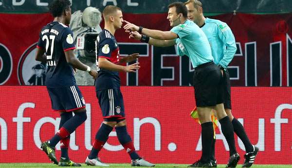 Felix Zwayer stand beim Duell zwischen Leipzig und dem FC Bayern mehrfach im Blickpunkt