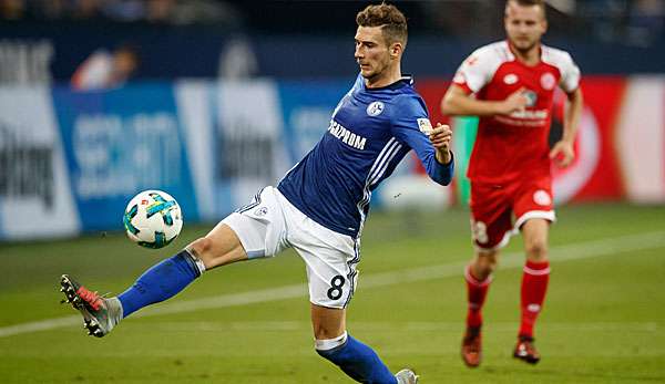 Leon Goretzka bei der Ballannahme