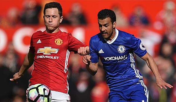 Ander Herrera (l.) und Manchester United wollen den Abstand zur Tabellenspitze verkürzen