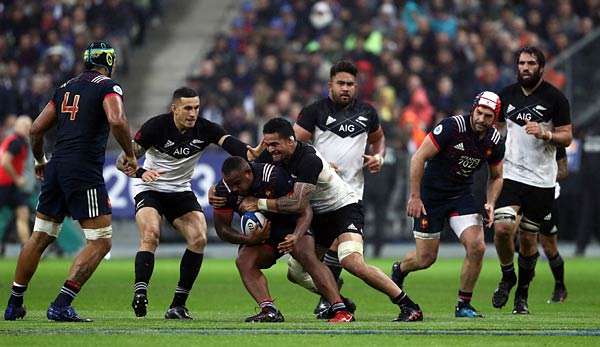 Eines der Top-Spiele des Autumn International Cups: Frankreich gegen die All Blacks!