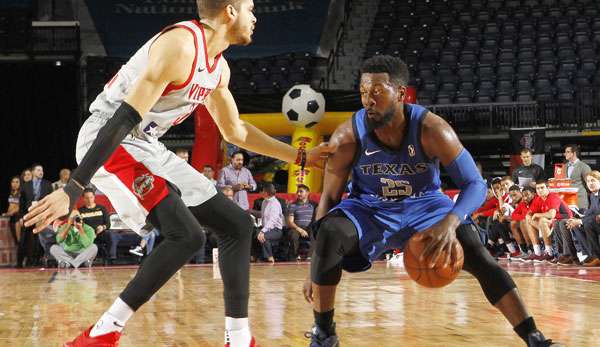 Justin Dentmon (r.) von den Texas Legends ist aktuell Top-Scorer der G League