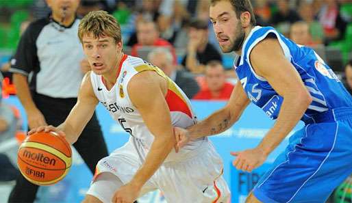 Auf Augenhöhe mit Top-Playmakern wie Vasilis Spanoulis (r.): Heiko Schaffartzik