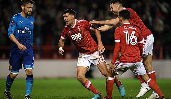 Nottingham Forest hat Arsenal aus dem FA Cup geworfen