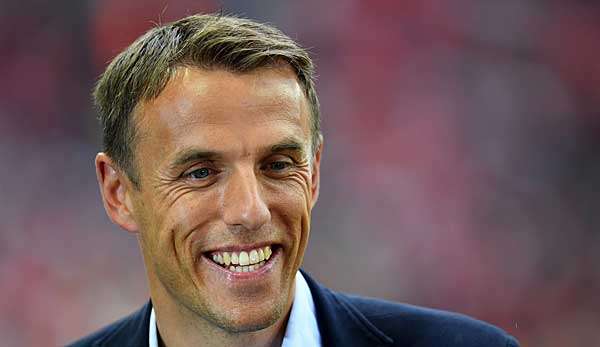 Phil Neville ist englischer Frauen-Nationaltrainer.