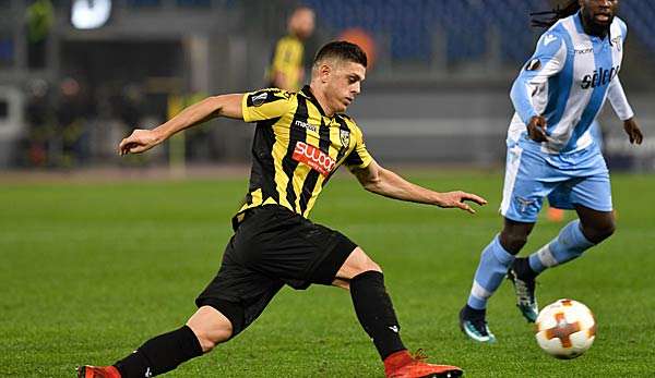 Milot Rashica wechselt von Vitesse Arnheim zu Werder Bremen. 