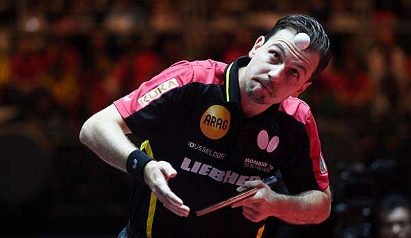 Timo Boll beim Augschlag eines Spiels