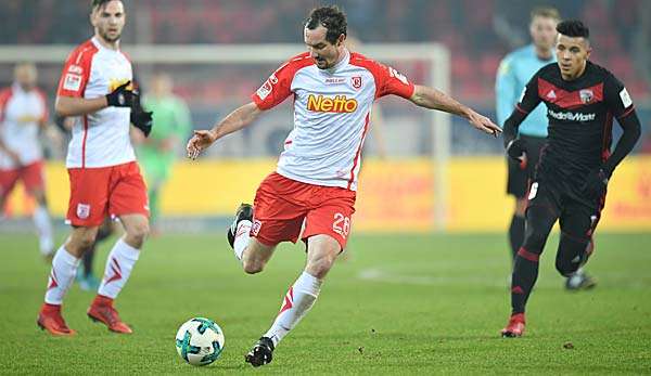 Sebastian Nachreiner verlängerte seinen Vertrag bei Jahn Regensburg 