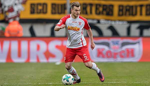 Benedikt Saller bleibt weiterhin bei Jahn Regensburg.