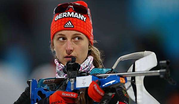 Vanessa Hinz und Roman Rees erreichen in der Single-Mixed-Staffel Rang elf.