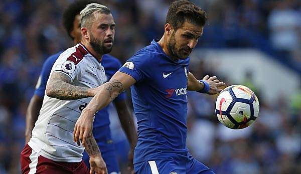 Der FC Burnley trifft auf den FC Chelsea.