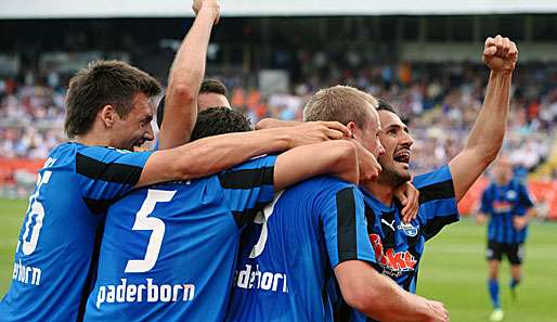 Der SC Paderborn stoppte mit einem 2:1-Sieg den Höhenflug von Hansa Rostock in der 2. Liga 