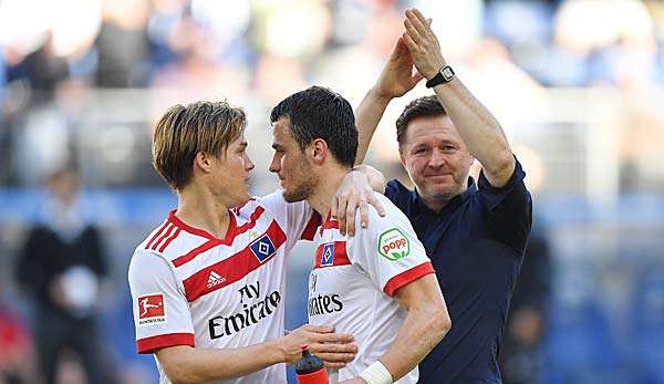 Der HSV gewann den Abstiegskrimi gegen den SC Freiburg.