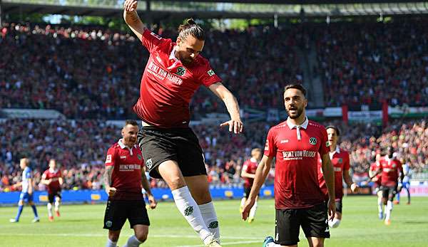 Martin Harnik traf schon nach wenigen Minuten zur 1:0-Führung für Hannover 96.