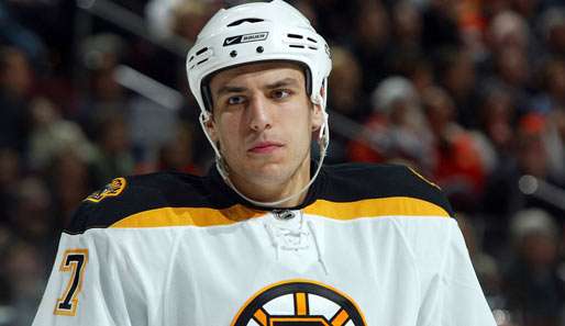 Milan Lucic konnte in der vergangenen Saison 17 Tore für die Bruins erzielen
