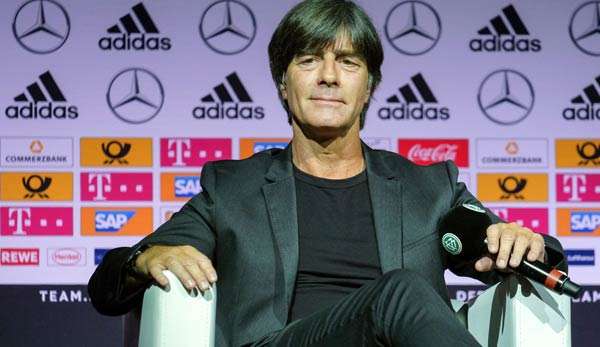 Joachim Löw während der Nominierung am Dienstag in Dortmund.