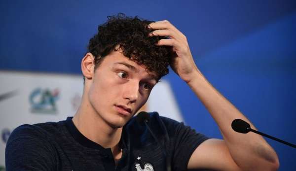 Benjamin Pavard vom VfB Stuttgart hat mit der französischen Nationalmannschaft in Russland überzeugt.