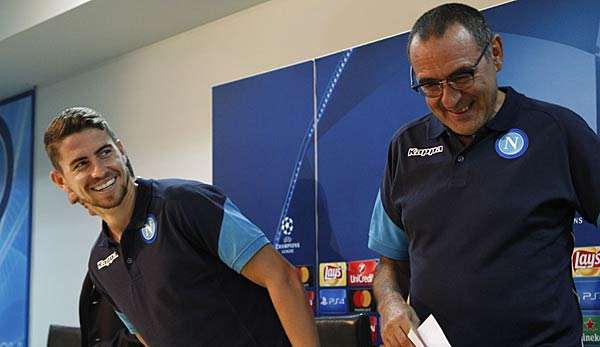 Maurizio Sarri und Jorginho wechseln zusammen von Napoli zu Chelsea. 