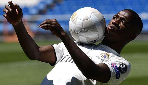 Vinicius spielt nun bei Real Madrid.