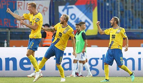 Eintracht Braunschweig spielt heute bei Hansa Rostock.