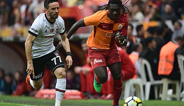 Bafetimbi Gomis will mit Galatasaray den Super Cup gewinnen.