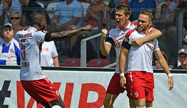 Energie Cottbus hat die ersten beiden Spiele der dritten Liga gewonnen. 